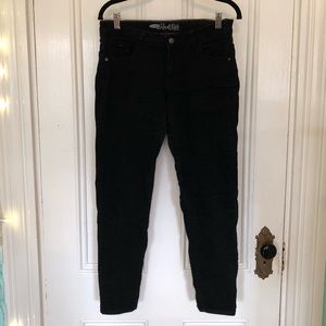Basic Black Jegging/Jean